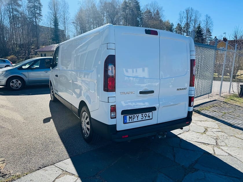Bild 4 av Renault Trafic Skåpbil 1.6 DCI 145HK SKÅP / DRAG / VÄRMARE / LÅNGA MODELLEN