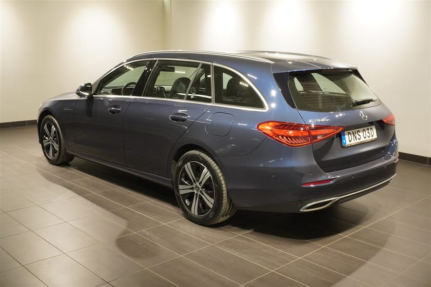 Bild 3 av Mercedes-Benz C 300 T e C300e Kombi Avantgarde Drag Kamera
