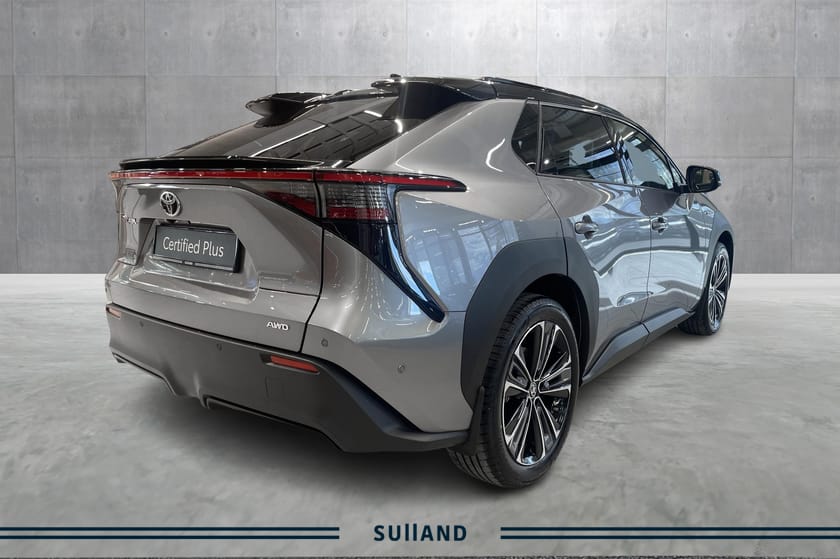 Bilde 5 av Toyota bZ4X EXECUTIVE BI-TONE, LYST INTERIØR, SJEKK KM.STAND!