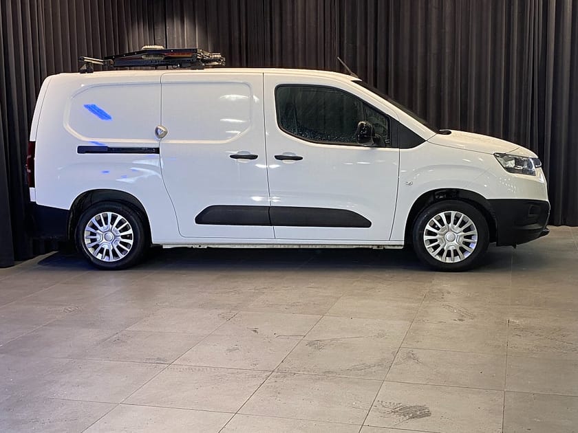Bild 5 av Toyota ProAce City / Arbete På Väg /TMA / L2 / Moms /1500w Inverter