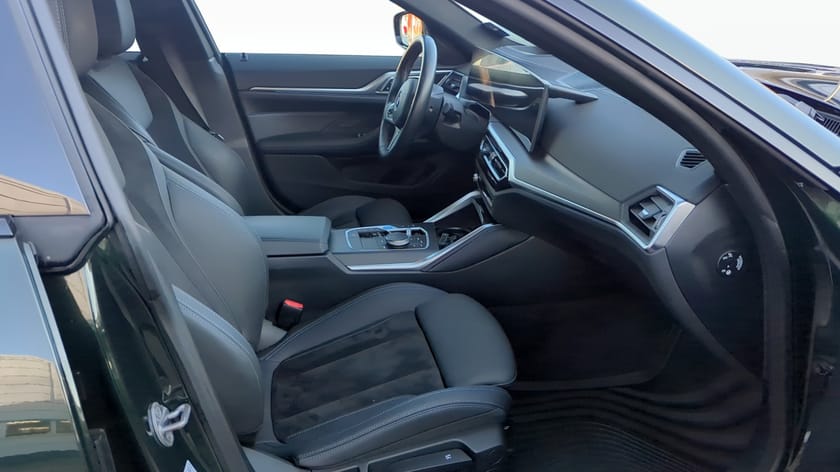 Bild 3 av BMW i4 M50 xDrive Gran Coupé Innovation Head up display Drag