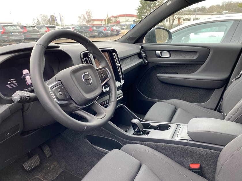 Bild 3 av Volvo EX40 Single Motor Extended Range ExtendedRange Plus SE