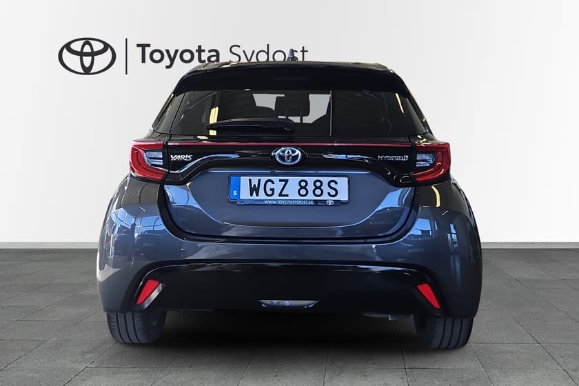 Bild 5 av Toyota Yaris Hybrid Backkamera Rattvärme Nyckelfri start LED strålkastare