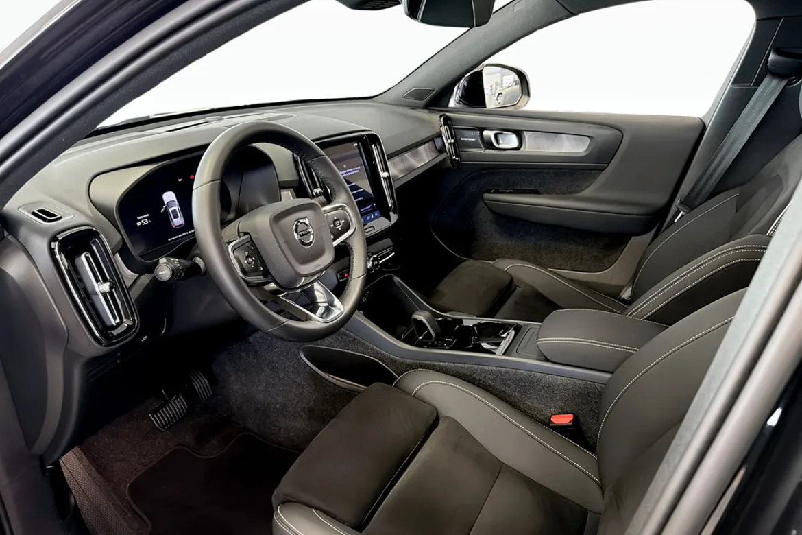 Volvo EX40 Twin Motor Performance