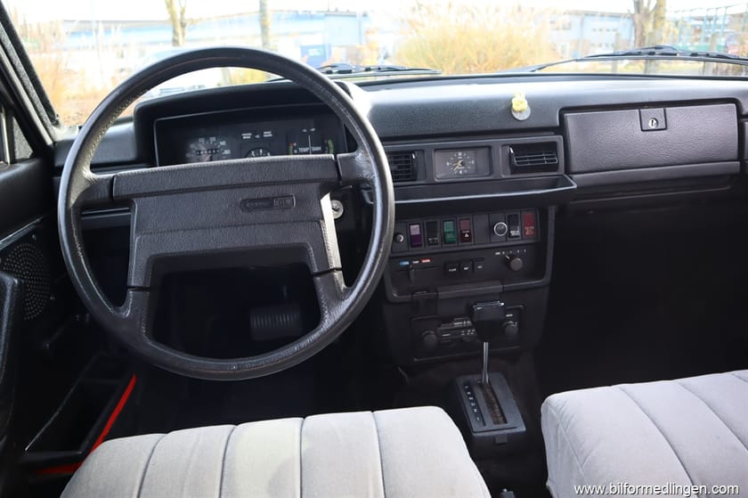 Bild 5 av Volvo 264 140hk Taklucka Svensksåld Aut