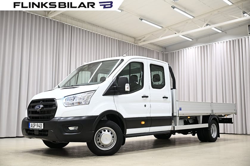 Bild 1 av Ford Transit 500 Chassi Dubbelhytt 170HK Flak Drag Värmare Moms