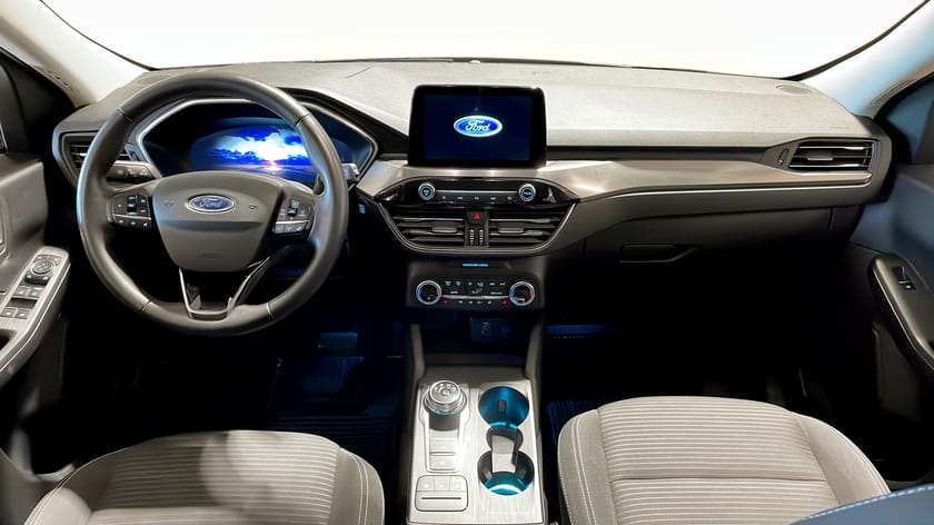 Bild 4 av Ford Kuga Plug-In Hybrid 2,5 PHEV 225Hk FWD Titanium Nav B-Camera