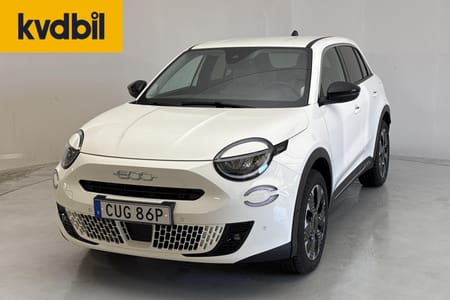 Fiat 600 Hybrid (100hk) Helläder LED Backkamera