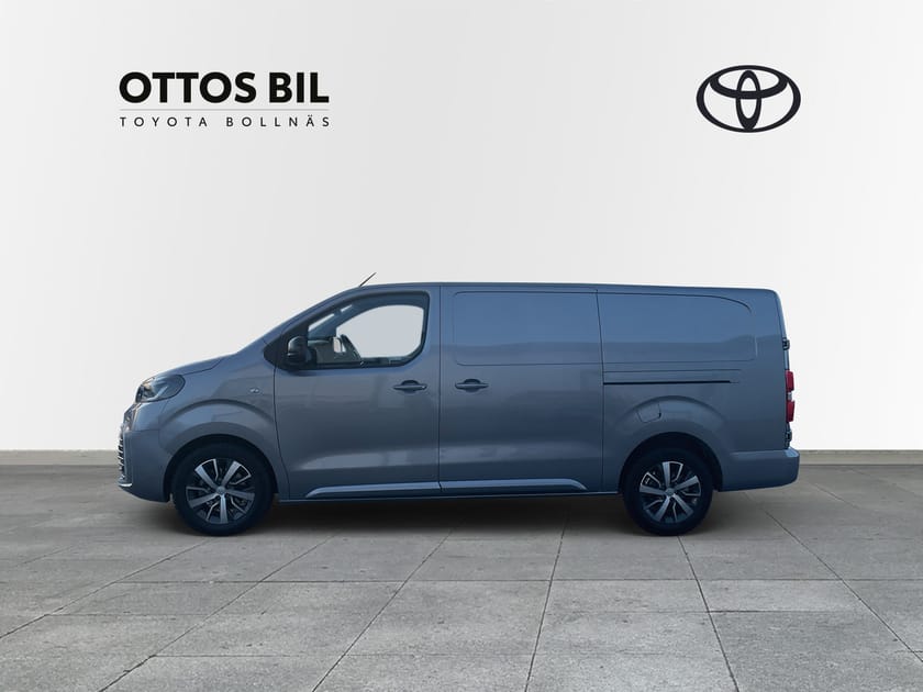 Bild 3 av Toyota Proace L2 2.0 Automatisk, 177hk - Professional Long 2 dörrar / V-hjul, Drag, LED-ramp