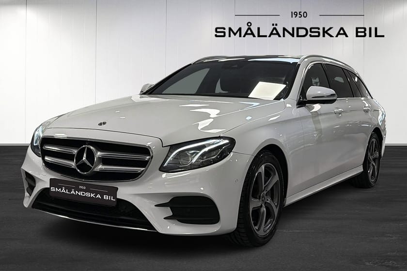 Bild 1 av Mercedes-Benz E 220 T d 4MATIC AMG Line Panorama Drag 194hk