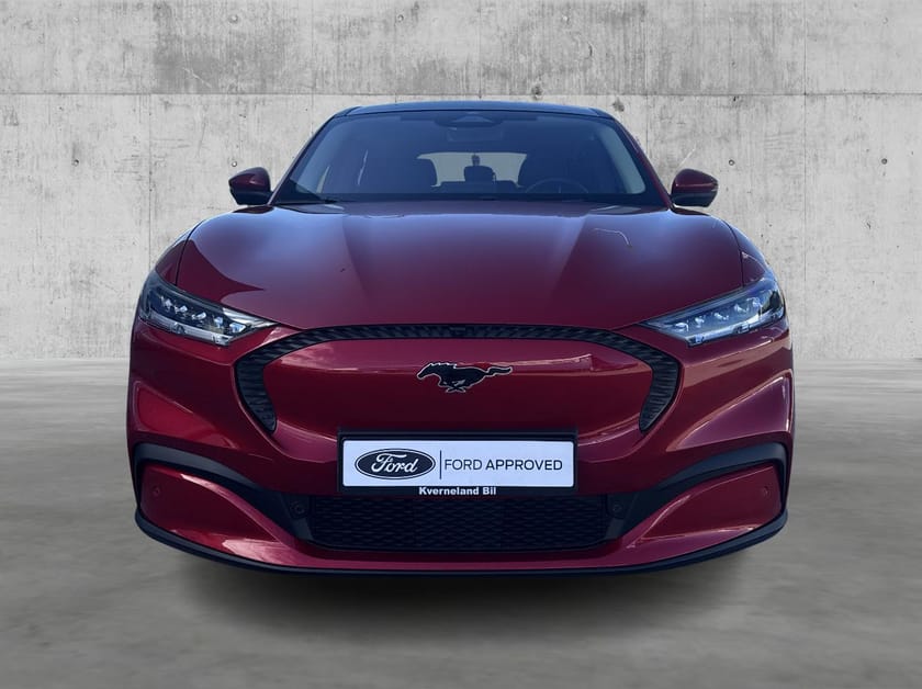 Bilde 2 av Ford Mustang Mach-E Long Range Teknologipakke + | Panoramatak | Hengerfeste