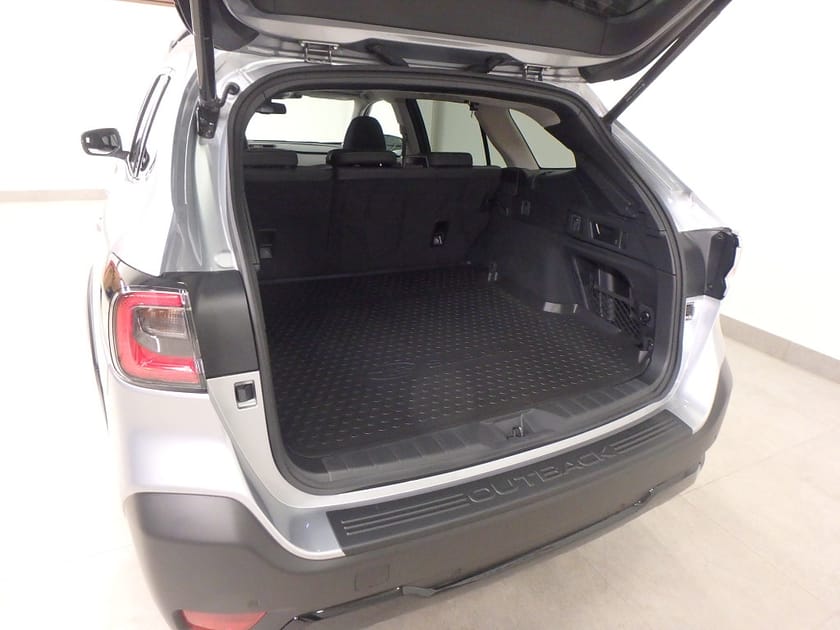 Bild 4 av Subaru Outback 2.5 4WD XFuel Field Krok v-hjul ingår