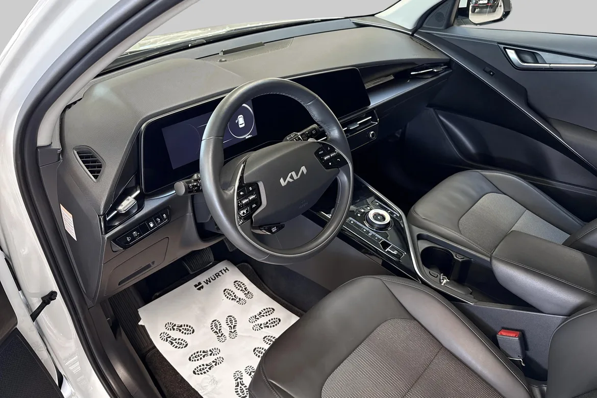 picture of a car
