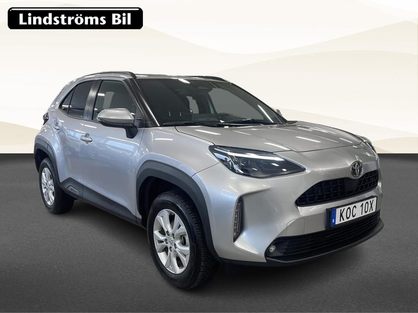 Bild 3 av Toyota Yaris Cross Hybrid 130 AWD-i Active Plus Säkerhetspaket 1.5 131hk S&V-Hjul Moms