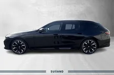 Thumnail bilde 1 av BMW i5 xDrive40 Touring