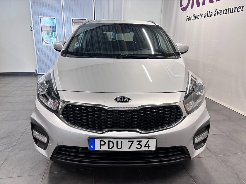 Bild 2 av Kia Carens 1.7 VGT GLS 115Hk 7-sits Gps Motorv Rattvärme V-hjul