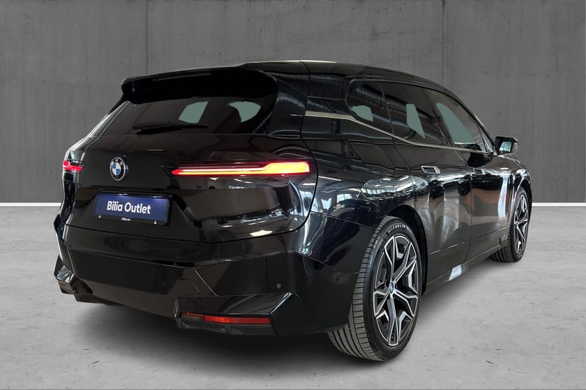 Bilde 5 av BMW iX xDrive50 50 Fully Charged AmidoSkinn, H/K, Multiseter, 22"