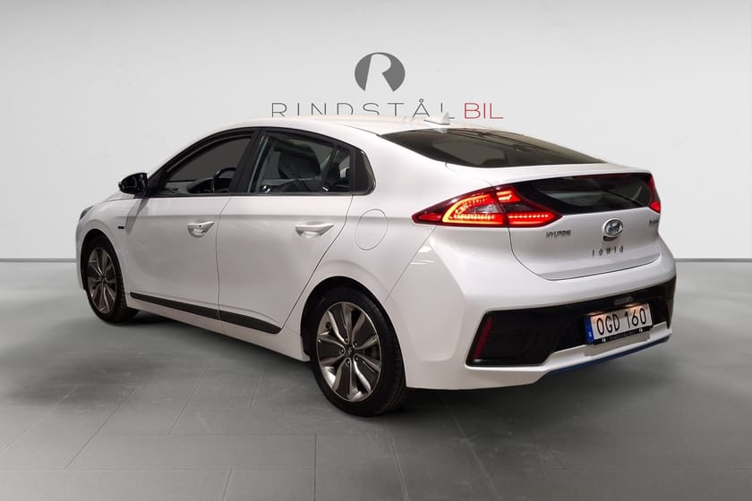 Bild 5 av Hyundai Ioniq Hybrid 1.6 141 HK AUT PREMIUM PLUS ECO NAVI PDC 360KR/ÅR