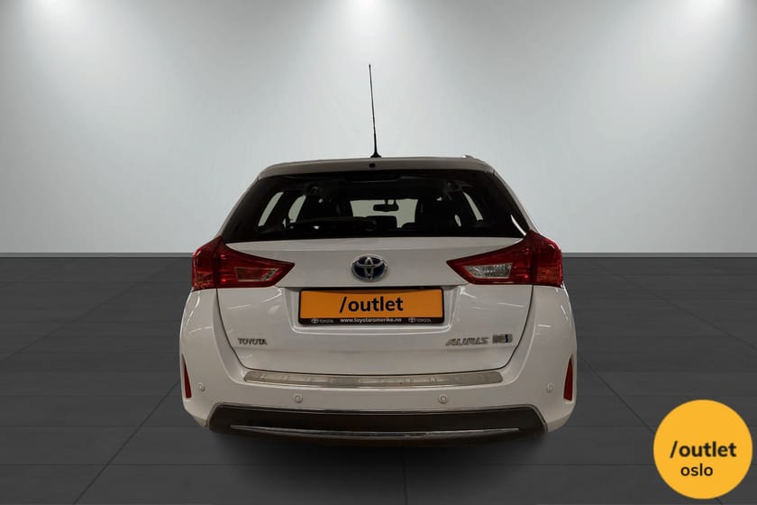 Bilde 4 av Toyota Auris Touring Sports Hybrid S 1,8 Executive/Navigasjon/Ryggekamera