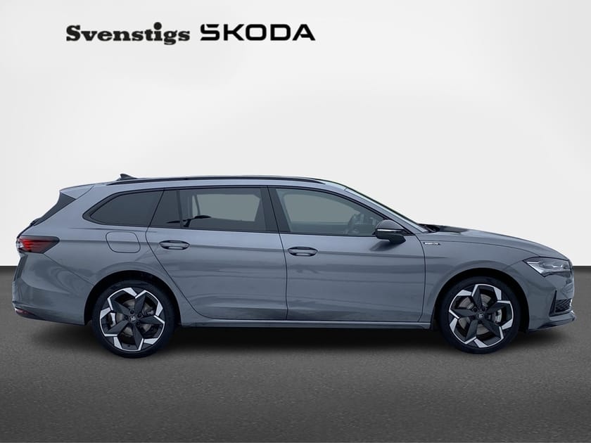 Bild 3 av Škoda Superb iV Kombi SPORTLINE 1,5 TSI 204 HK 6 VXL DSG
