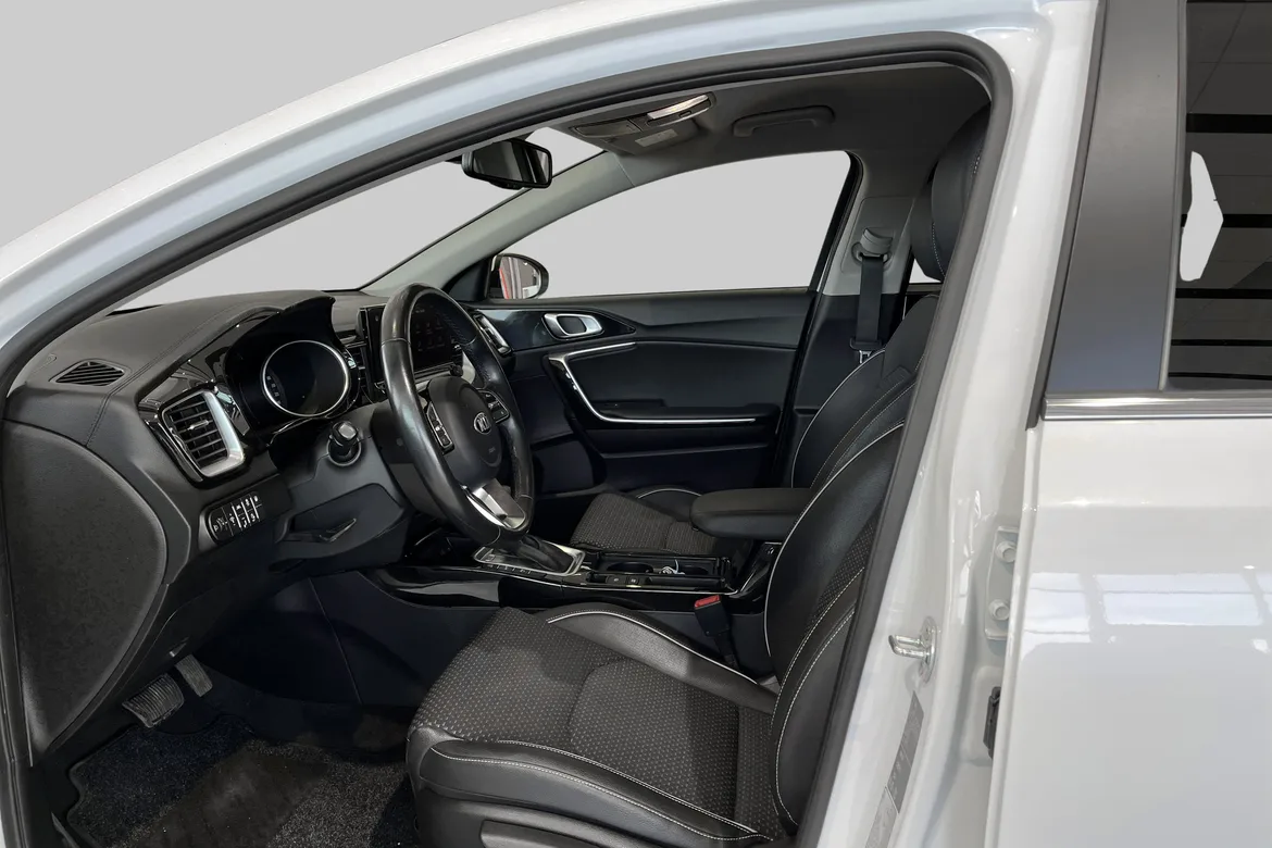 picture of a car