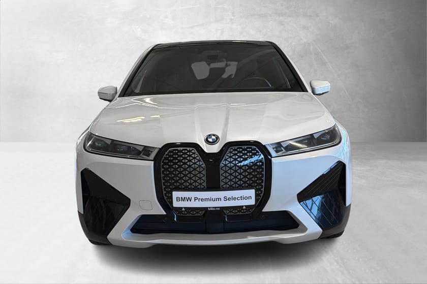 Bilde 2 av BMW iX xDrive50 Luft Sving H/K SoftClose Multi