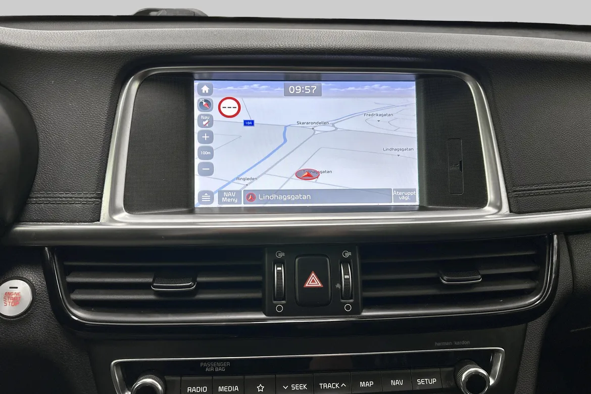 picture of a car