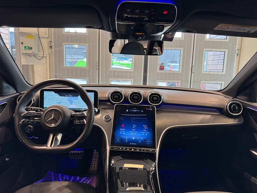 Bild 5 av Mercedes-Benz C 300 T de Aut Drag Gps Pano AMG Line Night