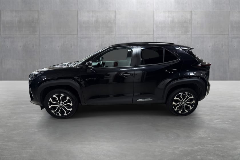 Bilde 2 av Toyota Yaris Cross Hybrid AWD-i 1,5 Bensin Automat Active