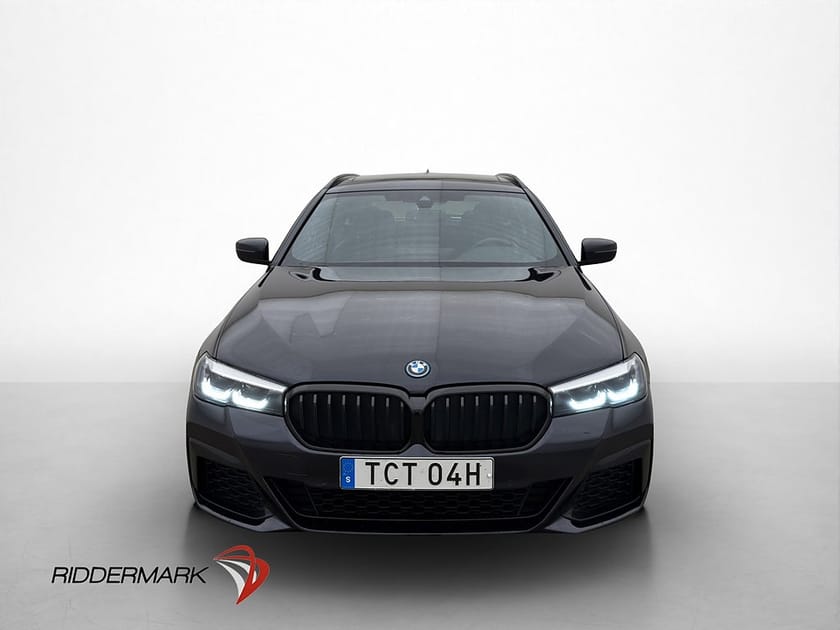 Bild 2 av BMW 530e xDrive Touring 530 M Sport Cockpit Pano Kamera Skinn Drag HiFi