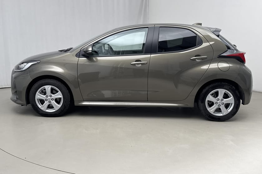 Bild 2 av Toyota Yaris Hybrid CVT 116hk Active Plus B-kamera