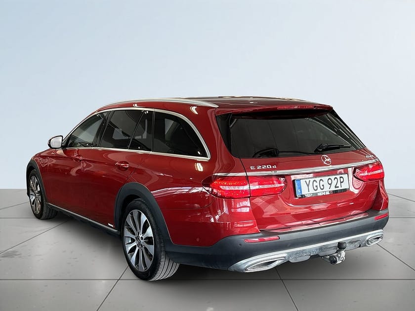 Bild 5 av Mercedes-Benz E 220 d 4MATIC All-Terrain 4M Avantgarde 360/HuD/Dvärm/SoV/Drag