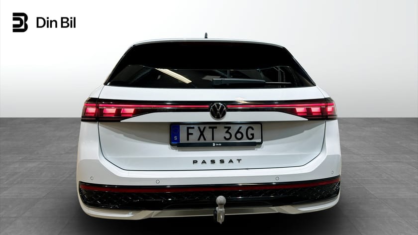 Bild 5 av Volkswagen Passat Sportscombi R-Line Black TDI193 DSG 4M P-värmare/Drag