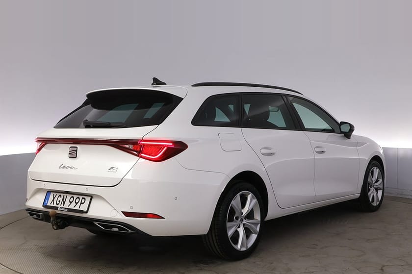 Bild 5 av SEAT León Sportstourer e-Hybrid FR Kamera Navi Drag CarPlay