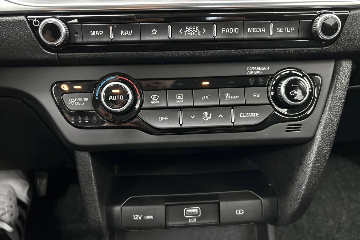 picture of a car