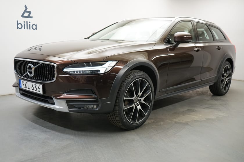 Bild 1 av Volvo V90 Cross Country D4 AWD Pro, Dragkrok, Förarstol elmanövrerad