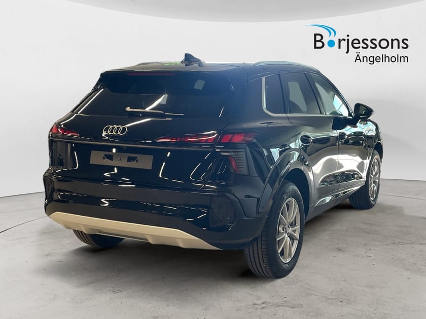 Bild 3 av Audi Q3 SUV TFSI 150 hk S TRONIC