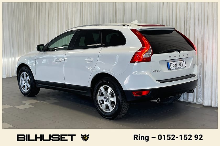 Bild 4 av Volvo XC60 D3 AWD AUT SUMMUM VÄRMARE DRAG LÄDER