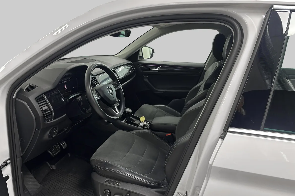 picture of a car