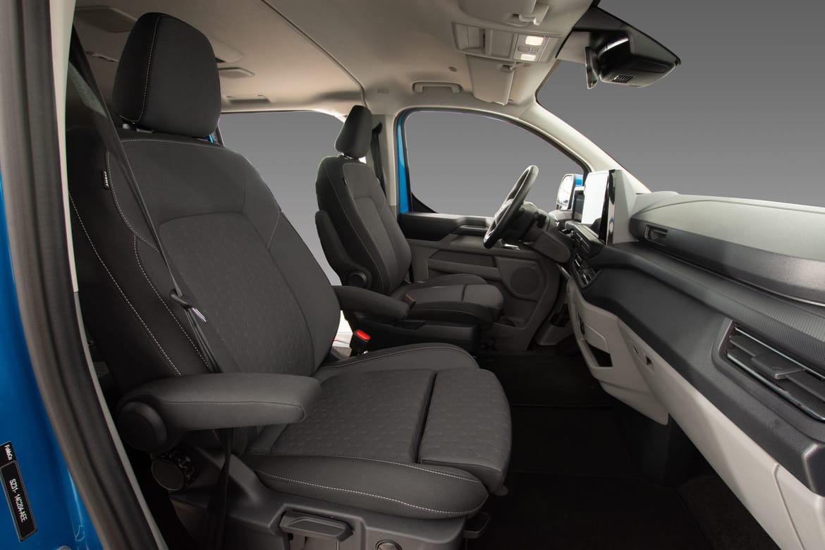 Ford E-Transit Custom 340 Combi 82.5 kWh, 218hk, 2025