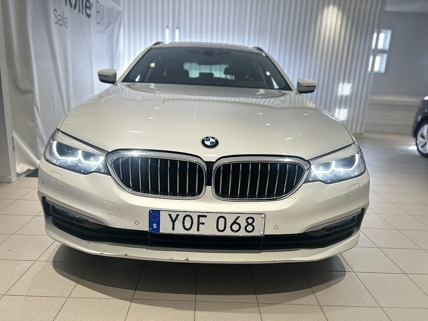 Bild 2 av BMW 520d xDrive Touring 520 D 190hk Panorama|Dragkrok|B-Kamera