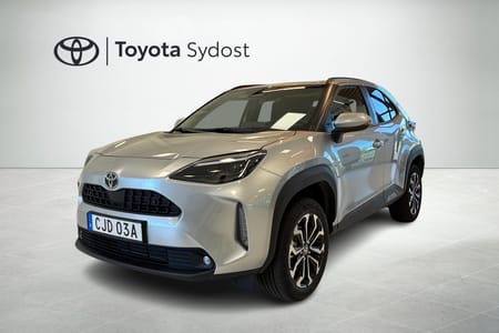 Toyota Yaris Cross Hybrid 115 Active Plus Säkerhetspaket Automat Navigation Rattvärme Backkamera mm.