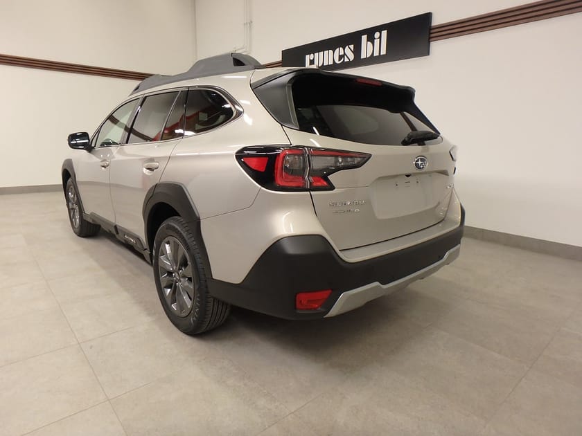 Bild 3 av Subaru Outback 2.5 4WD XFuel Adventure Krok v-hjul ingår