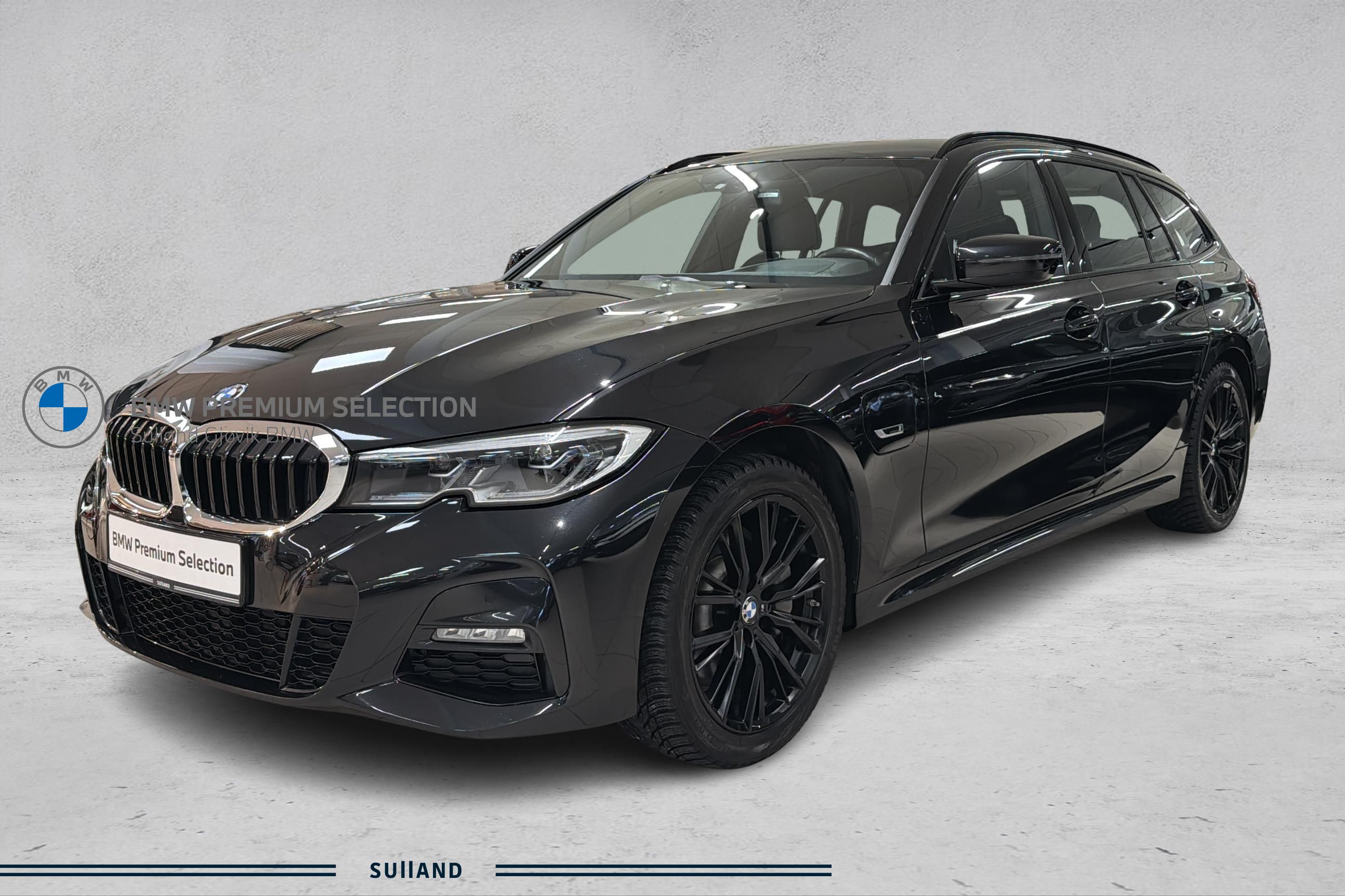 BMW 330e xDrive Touring
