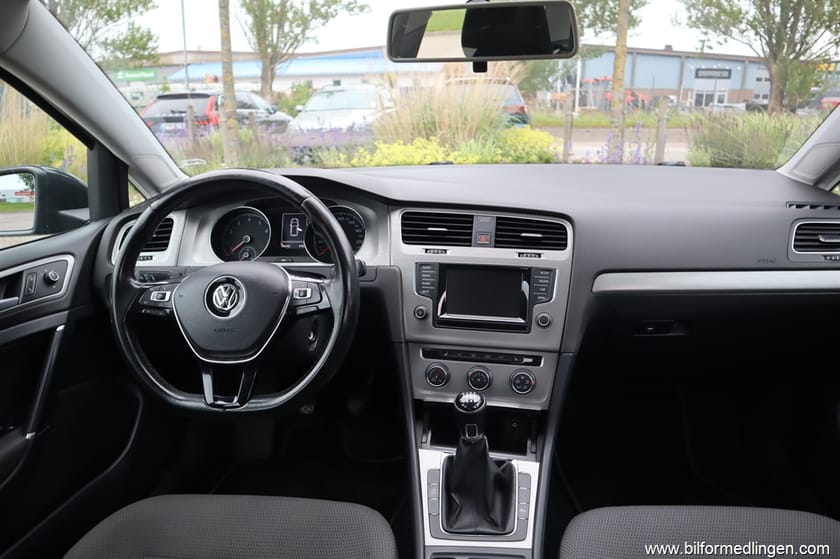 Bild 5 av Volkswagen Golf 1.4 TSI BMT MultiFuel 5-door 122hk Farthållare AC Svensksåld