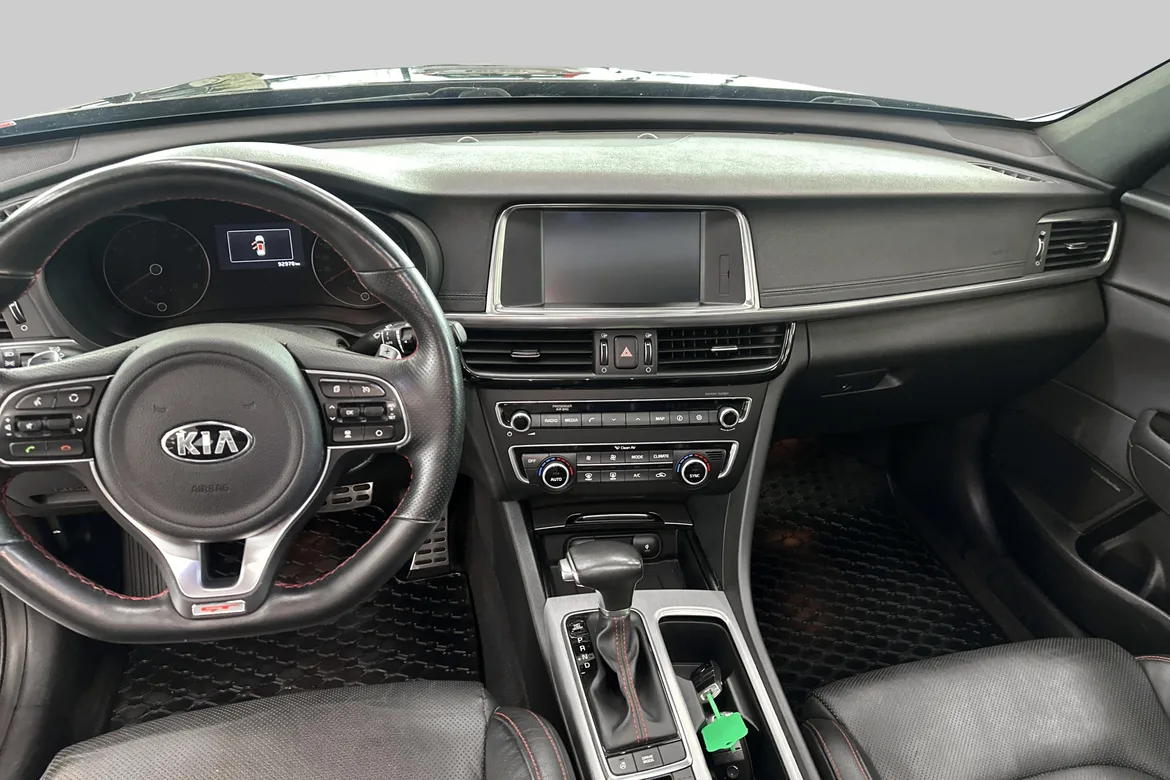 picture of a car