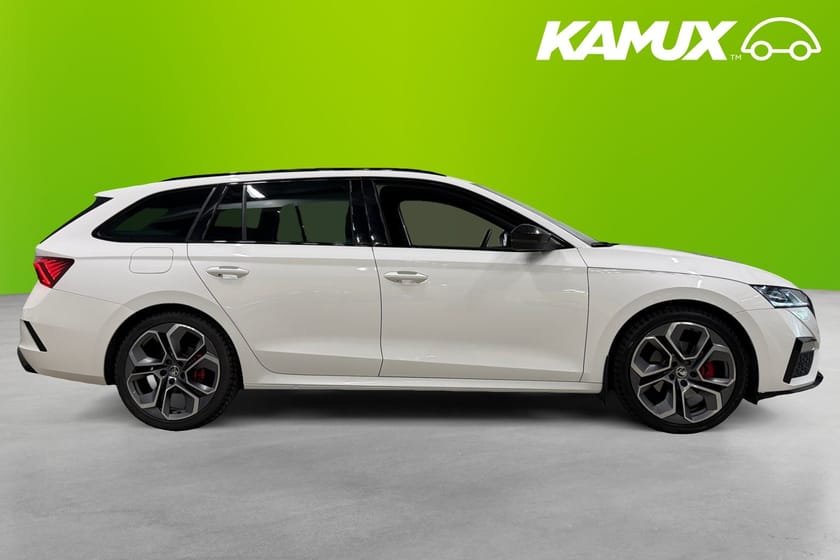 Bild 2 av Škoda Octavia Kombi RS Combi 2.0 TDI 4x4 DSG B-kam Drag 200 hk