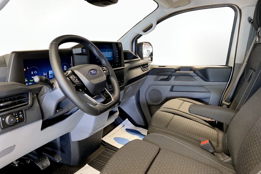 Bild 4 av Ford Transit Custom 320 Plug-in Hybrid Trend L2