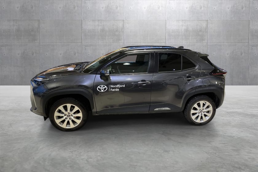 Bilde 2 av Toyota Yaris Cross Hybrid 115 AWD-i 1,5 Active Tech