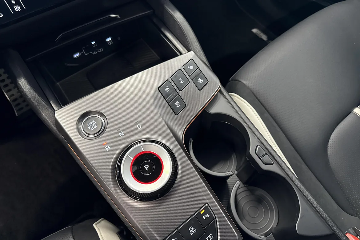 picture of a car